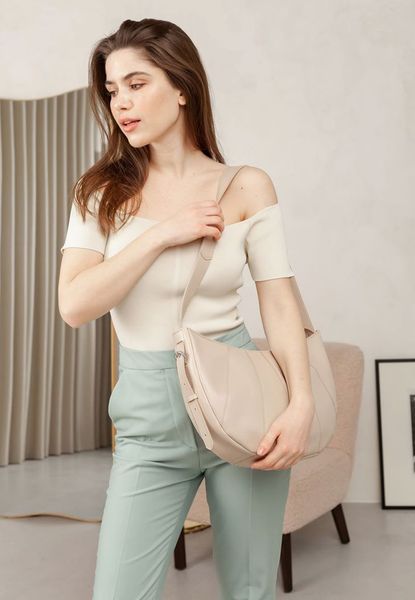 Кожаная женская сумка Круассан светло-бежевая BN-BAG-12-light-beige фото