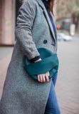 Кожаная женская круглая сумка-рюкзак Maxi зеленая BN-BAG-30-malachite фото